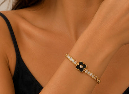 PULSEIRA DOURADA DESIGN SOFISTICADO