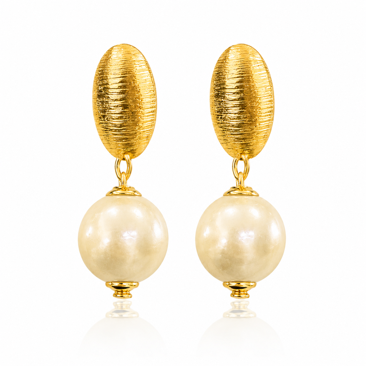 Brinco Dourado Pérola Sofisticado
