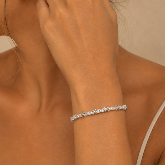 PULSEIRA BANHO DE PRATA COM DETALHE EM X
