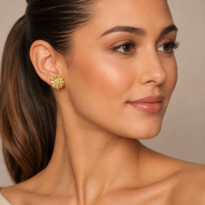 Brinco Dourado Elegante