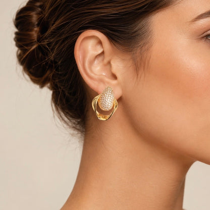 BRINCO GOTA DOURADO