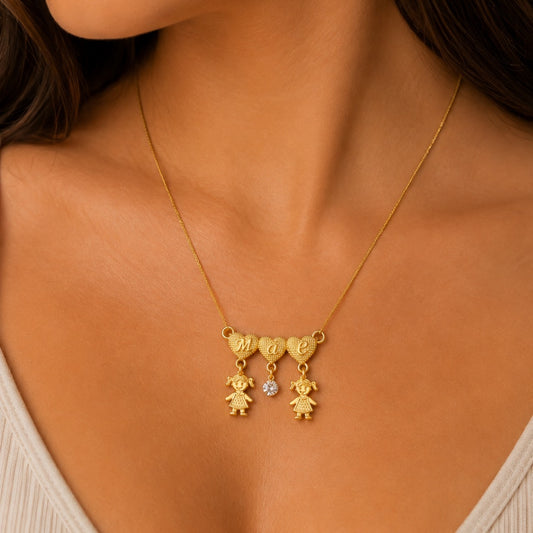 Pingente Dourado Mãe Duas Filhas